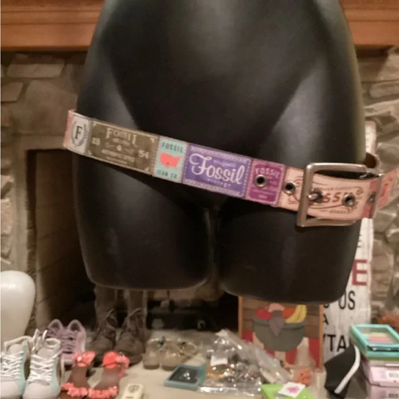 Fossil Logo Patchwork Unique Leather Belt SZ.S - Picture 7 of 16